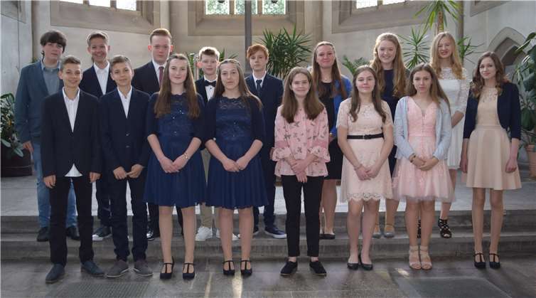 Gruppe von Pfarrer Andreas Horn: Nicola A Dahouk, Elias Beaver, Michelle Bernhardt, Alexandra Gutschyn, Benedikt Fischer, Lukas Haller, Thomas Haller, Johanna Holley, Alessa Jegel, Lotta Klinke, Lisa Krohmer, Julia Luedtke, Marc Miehm, Anna Siebold, Hanna Maria Sturm, Maximilia Zeutzius. privat