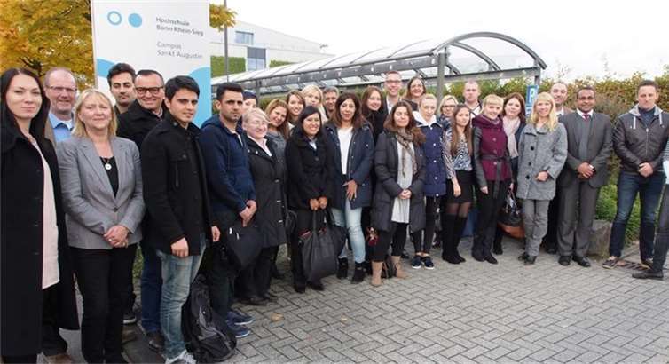Gruppenbild Brückenmaßnahme „Betriebswirtschaftliche Kennzahlen und Controlling“.  Y. Weber