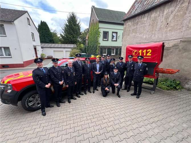 Pick-up mit Modulsystem erweitert Einsatzmöglichkeiten in Kell Gruppenbild. Fotos: privat