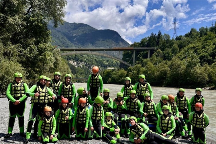 Gruppenbild Rafting Tour Imster Schlucht
