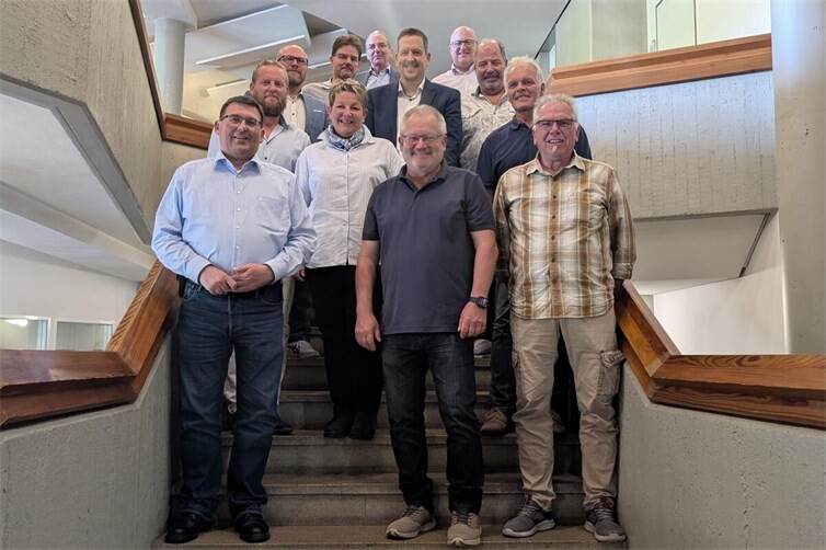 Gruppenbild mit Landrat J. Denninghoff, WFG GF Tanja Steeg, Vorstand der Kreishandwerker-schaft Rhein-Lahn mit Hauptgeschäftsführer U. Hoffmann und Geschäftsführer T. Dudkiewicz.
