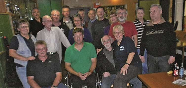 Gruppenfoto der Schützen aus Adenau und Königshoven.  Privat