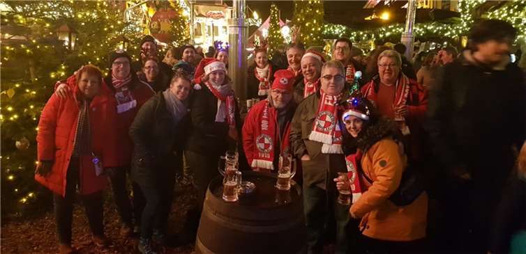Gruppenfoto des Fan-Club in der Steffens-Bauerei in Kasbach. Foto: privat