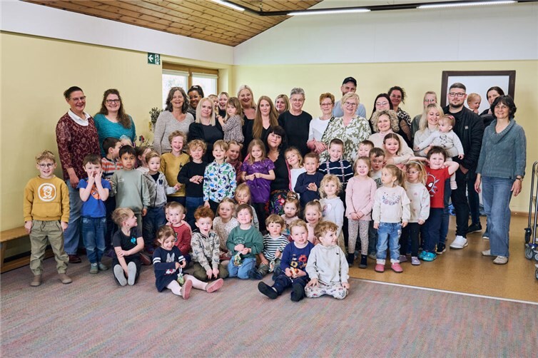 Gruppenfoto mit Frau Bierstedt