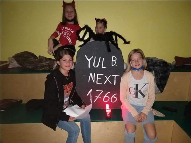 Gruselabend in die Schülerbücherei der Realschule plus und FOS Mendig.Foto: privat