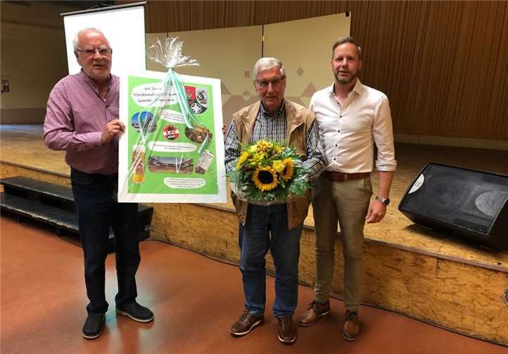 Günter Hammer wurde für 60 Jahre Vorstandsarbeit geehrt.