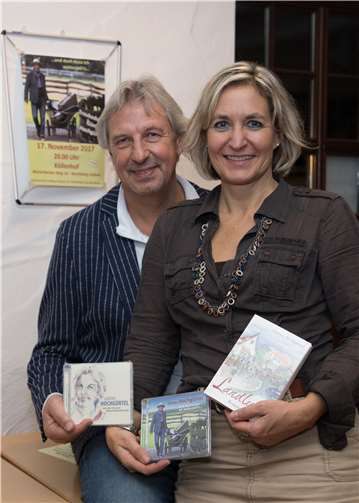 Günter und Barbara Hochgürtel präsentieren die Ergebnisse des künstlerischen Schaffens.CEW