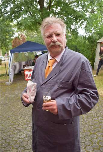 Guido Kremmin erheiterte die Gäste als Horst Schlemmer.