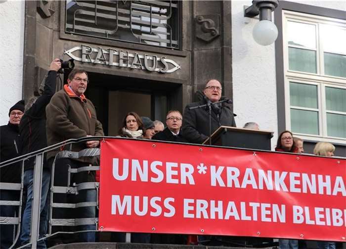 Guido Nisius, Bürgermeister der VG Adenau setzt sich weiter für den Erhalte des Notarztstandortes ein.Fotos: Archiv