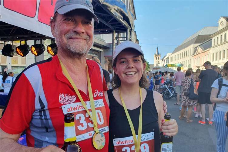 Guido und Greta im Ziel in der Trierer Innenstadt.  Foto: privat