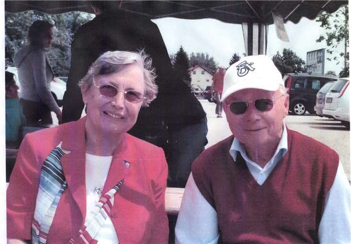 Gustl Hobl, hier mit seiner Frau Hannelore, feierte am 13.April 2021 seinen 90 Geburtstag.Foto: Archiv Hobl