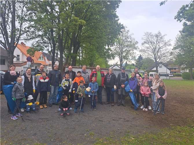 Gut 30 aktive Helferinnen und Helfer konnten durch den Ortsvorsteher Mario Wettlaufer begrüßt werden.  Foto: privat