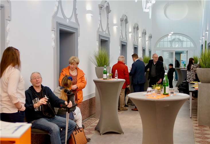 Gut besucht war die offizielle Eröffnung, die mit einem Tag der offenen Tür begangen wurde.  KG