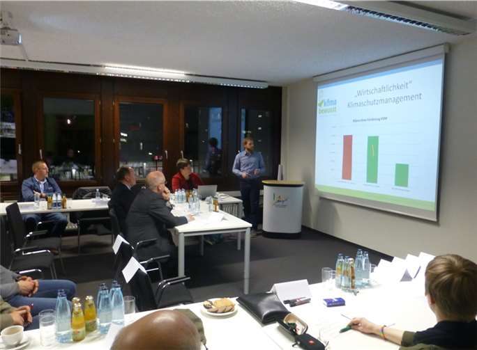 Gut für die Umwelt und den Gemeindehaushalt: Das Interesse am Workshop zur Modernisierung der Straßenbeleuchtung war groß.privat