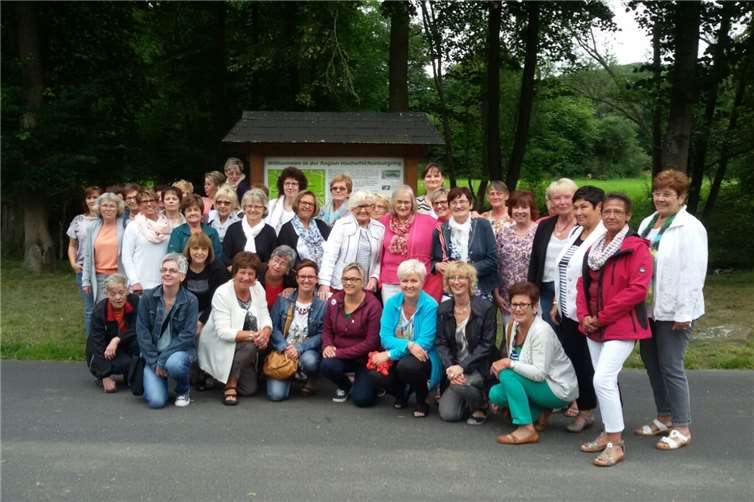 Gut gelaunt starteten die Möhnen am frühen Morgen in Richtung Bad Münstereifel. Christina Pütz-Wessler