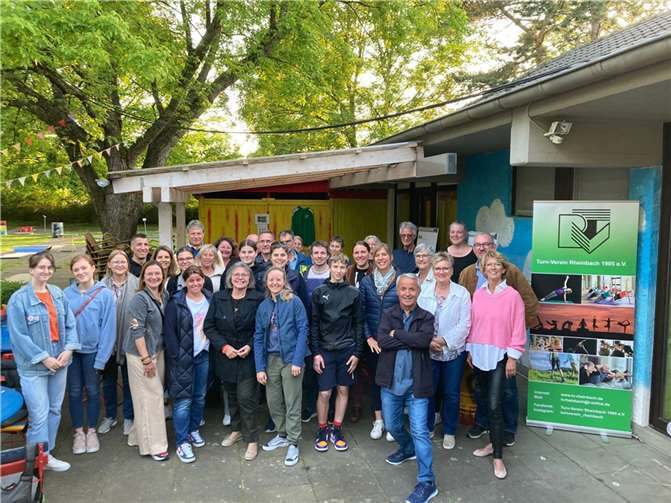 Gut gelaunt und bei gutem Wetter traf man sich.  Foto: U. Preußner