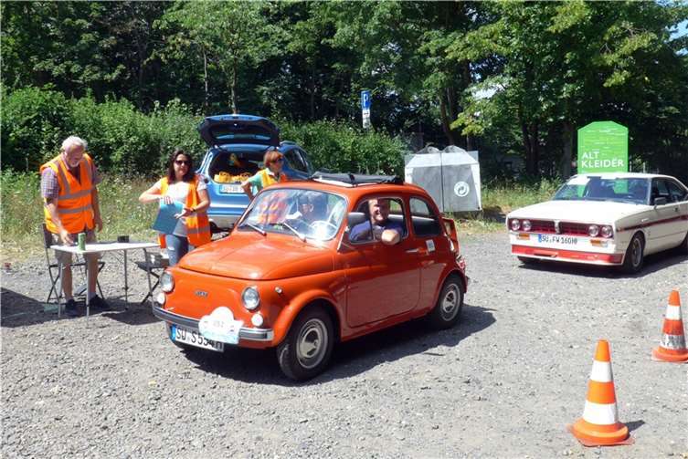 Gut orientiert: Kontrollstempel für die Teams bei der Ankunft in Berkum.
