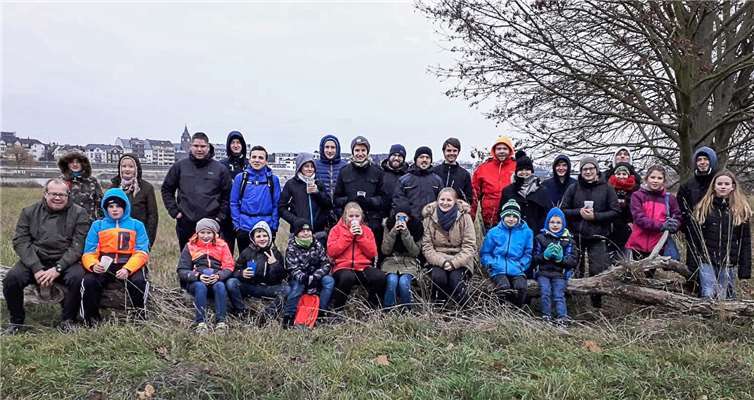 Gut versorgt bei niedrigen Temperaturen: Wanderpause mit warmem Kakao, Tee und Kinderpunsch.privat