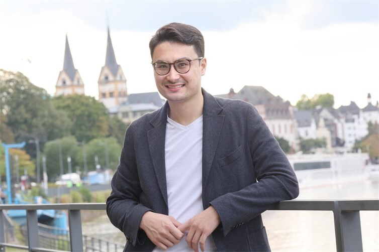 Gute Nachricht mit Wermutstropfen: Die Linke Rheinstrecke zwischen Köln und Koblenz wird ab 2028 saniert, der Abschnitt Richtung Mainz folgt erst nach 2031. Für den Landtagsabgeordneten Philip Rünz ist die Entscheidung dennoch ein wichtiges Signal für die Region.