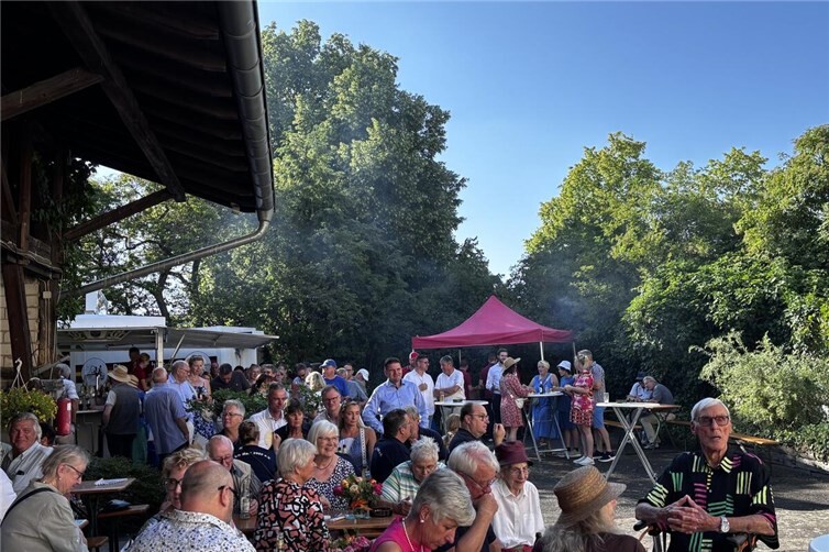 Gute Stimmung beim Hoffest der CDU Meckenheim.