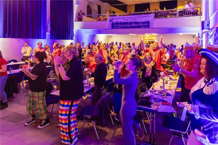 Gute Stimmung beim ersten karnevalistischen Vorstellabend.Foto: Pascal Kiefer