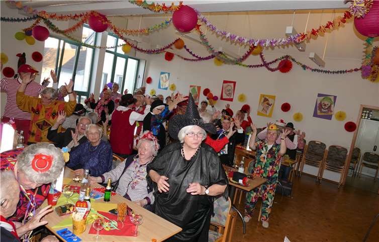 Gute Stimmung herrschte im vollbesetzten Pfarrsaal. Foto: privat