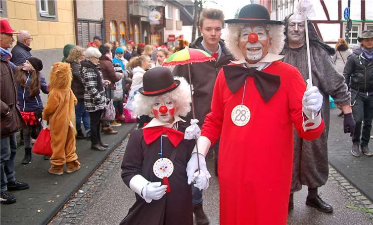 H. Degen beim Veilchendienstagzug 2016.
