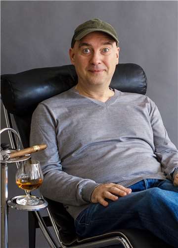 HG Butzko wird am 19 März . bei der 29. Westerwälder Kabarettnacht in Niederelbert dabei sein.