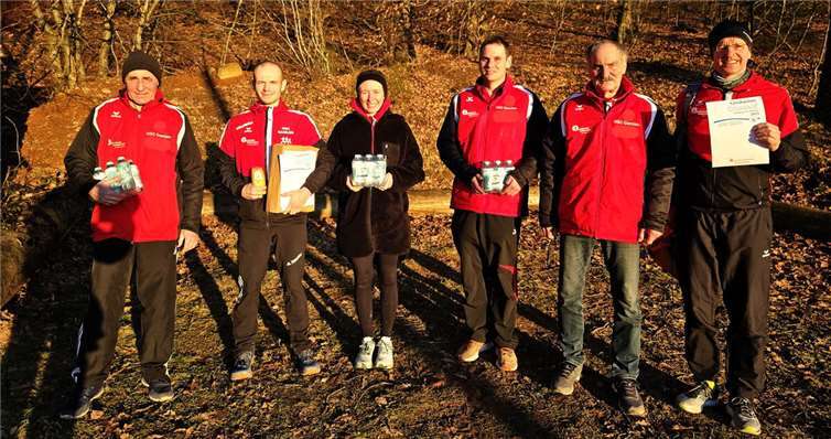 HSC-RunningTeam 25 in Büscheich: v.l. Robert Gotto – B. Bauer-König – Martha König – Dietmar Krämer – Rainer Hohl ( Betreung ) und Martin Berke. Fotos: privat