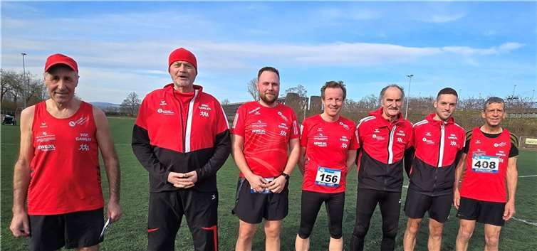 HSC - RunningTeam beim VL in Urmitz: v.li. R.Gotto - E.Kurtze - T. Zimmer - I. Baumgart - R. Hohl - H. Herrmann und M. Burgmer. Fotos: privat