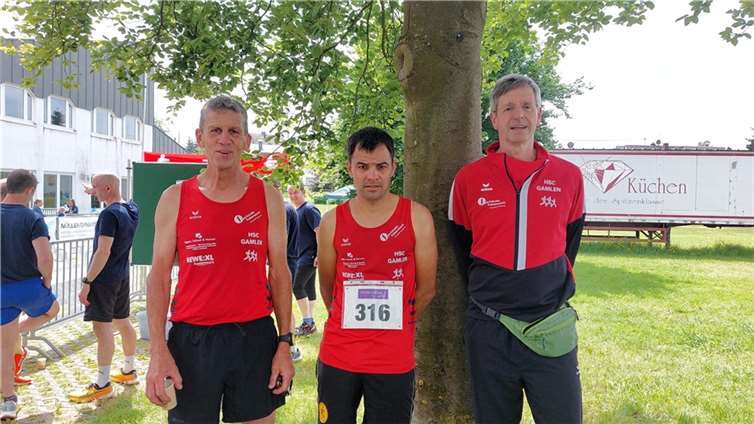 HSC – Trio „im Schatten“ beim heißen Lauf in Sohren – M. Burgmer, M. Schmitt und M. Berke. Fotos: privat