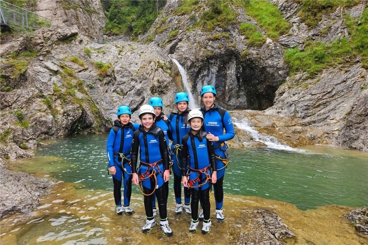 HTC-Jugendliche beim Canyoning