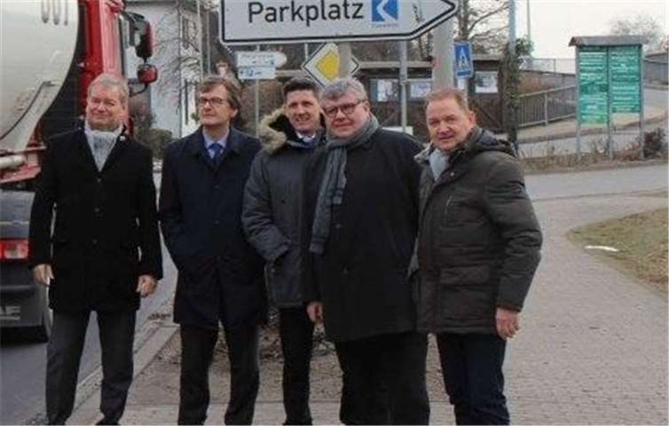 Haben den Kompromiss getroffen (Von l. n. r):. Karsten Fehr, Günter Fischer, Fabian Göttlich, Michael Mahlert u. Volker Berg. Foto: privat