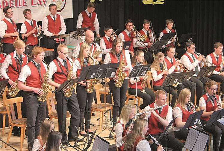 Händel und heiße Drinks: Einen trubelfreien Abend verspricht die Freiwillige Feuerwehr Lay mit ihrer Jugendfeuerwehrkapelle. privat