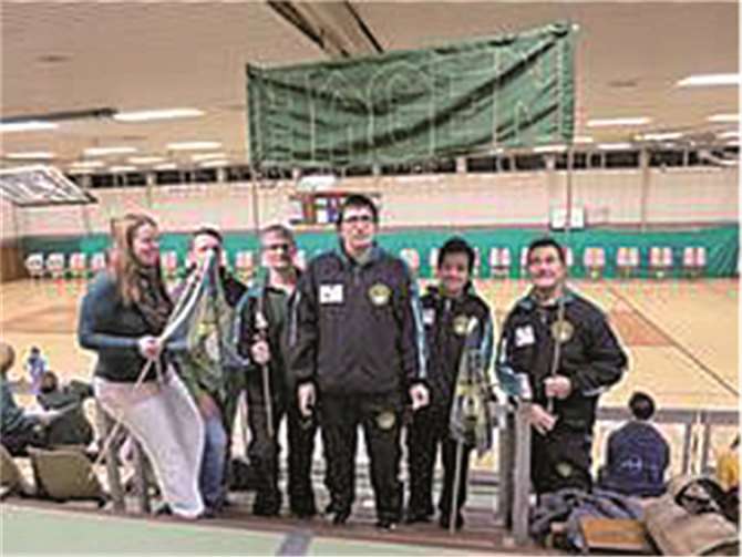 Hagen Görnert inmitten seines kleinen „Fanclubs“. privat