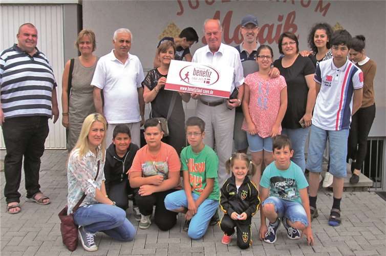 Hajo Stuhlträger sponsert die Moscheegemeinde Ditib.PS