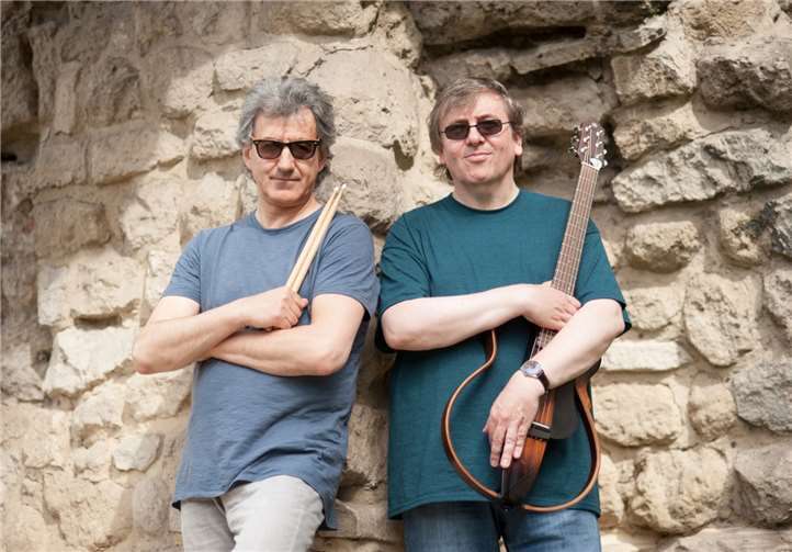 „Handle with Care“ begeistern mit ihrer Musik das Publikum. privat