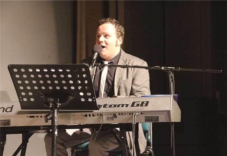Hanjo Gäbler begeisterte mit seinem Gospel-Worshop.  Privat