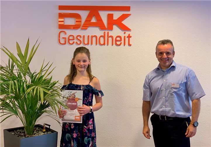 Hannah aus Koblenz erfolgreich bei der DAK-Dance-Challenge Hannah hat den dritten Platz bei der DAK-Dance-Challenge belegt.Quelle: DAK-Gesundheit