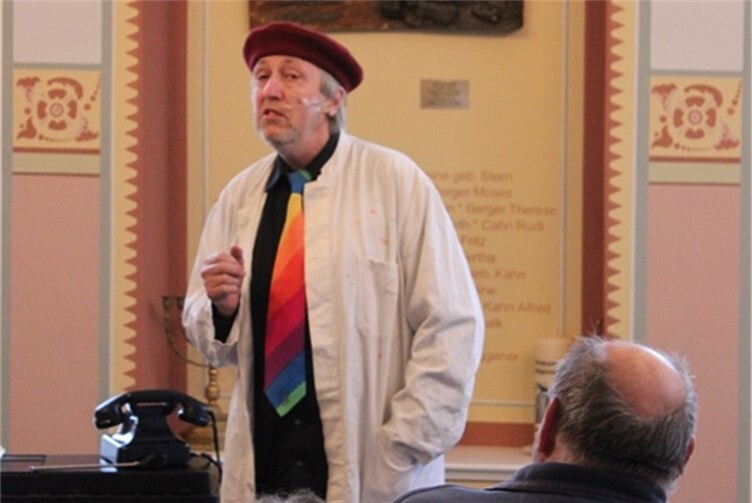 Hans Georgi in der Rolle des von Erich Kästner erdachten Professor Bumke. privat