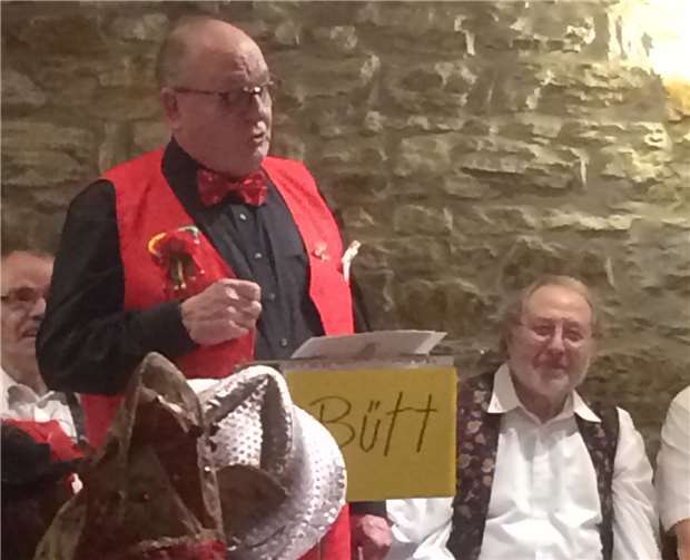 Hans-Hubert Decker berichtete von seinen Erfahrungen mit Computer und Internet. Fotos: privat