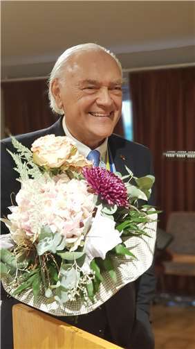 Hans Mayer freute sich über ein einstimmiges Votum bei seiner Wiederwahl als RKK-Präsident.