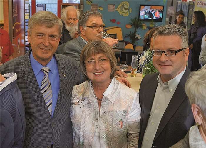 Hans Peter Röhrig feierte mit Ehefrau Annegret und Freunden beim Jahrestreffen des Freundeskreises noch einmal kräftig.MT