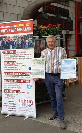 Hans Peter Röhrig informiert zur „Längsten Musikmeile Deutschlands“ - auch am Kulturbühnen-Samstag.  Foto: Röhrig