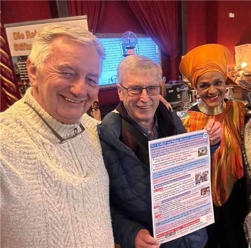 Hans Peter Röhrig mit Reiner Meutsch und Yma America - bekannt von Ihrer Mitwirkung bei „König der Löwen“ bei erfolgreichen FLY & HELP Benefiz-Aktionen im Europa Park in Rust. Foto: röhrig