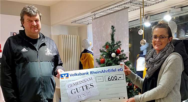 Harald Heinemann (SG Mendig/Bell) und Eva Geisen-Schlich (Modehaus Mintgen). Fotos: privat