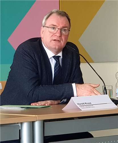 Staatsanwaltschaft ermittelt gegen AW-Landrat Dr. Jürgen Pföhler Harald Kruse, Leitender Oberstaatsanwalt, berichtete im Rahmen der Pressekonferenz auch über seinen dreistündigen Besuch in der Kreisverwaltung Ahrweiler.
