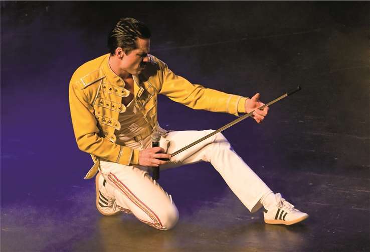 Harry Rose, Sänger der Queen Revival Band, wird für Stimmung sorgen.rockpixx.com | A. Hahl