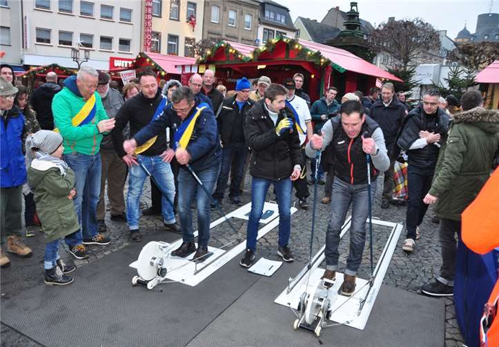 Harter Kampf auf dem Thoraxtrainer zwischen der Hämmererzunft mit Jürgen Nett (li.) und der MY Gemeinschaft mit Markus Schmitt.