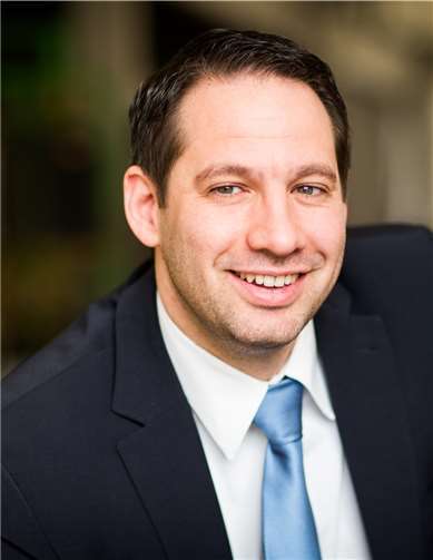 Hausleiter Uli Eichenhofer ist neuer Prokurist des Mülheim-Kärlicher Möbelhauses möbel billi.Kai Myller